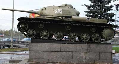 Памятник КВ-85 Танк КВ-85