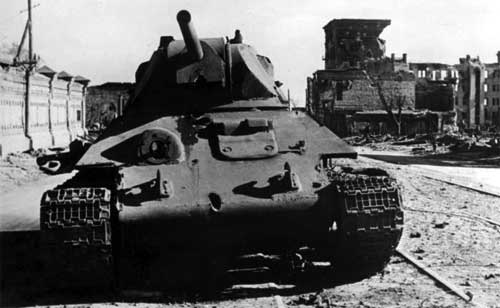 Танк Т-34 подбитый в Сталинграде, 8 октября 1942 года Т-34