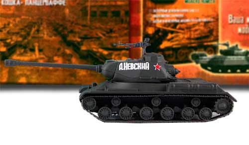 Фотография модели тяжелого советского танка ИС-2 вид сбоку ИС-2 из "Русских танков"