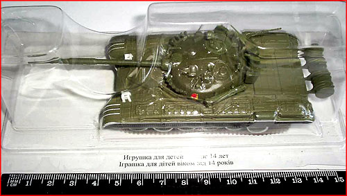 Модель танка Т-72 в первом выпуске серии "Русские танки" Танк Т-72