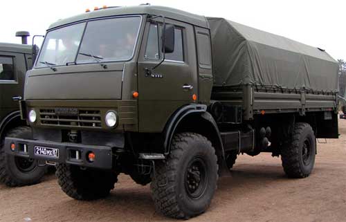 Серийный двухосный КАМАЗ-4350 "Мустанг". Фото: СПРАВОЧНИК ОТЕЧЕСТВЕННЫХ МНОГОЦЕЛЕВЫХ АРМЕЙСКИХ ПОЛНОПРИВОДНЫХ ГРУЗОВЫХ АВТОМОБИЛЕЙ КАМАЗ-4350 "Мустанг"