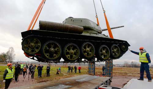 Танк с "Невского пятачка" будут реставрировать Танк Т-34-85
