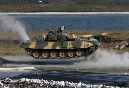 VIII Международная выставка вооружения, военной техники и боеприпасов "РОССИЙСКАЯ ВЫСТАВКА ВООРУЖЕНИЯ. НИЖНИЙ ТАГИЛ 2011". Танк Т-90С
