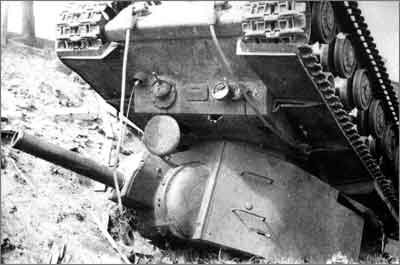 Советский танк КВ-2