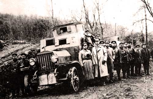 Бронеавтомобиль "Эрхардт" E-V/4 обр.1915 года, на войсковых испытаниях Бронеавтомобиль