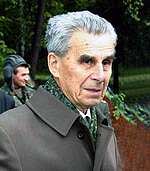 Леонид Николаевич Карцев. Создатель танка Т-72. Так же руководил разработкой Т-55 и Т-62 и других образцов техники Леонид Николаевич Карцев