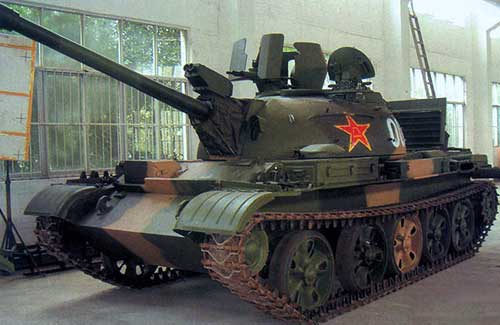 Корпус танка «Тип 62» сварной из катаных стальных броневых листов Легкий танк